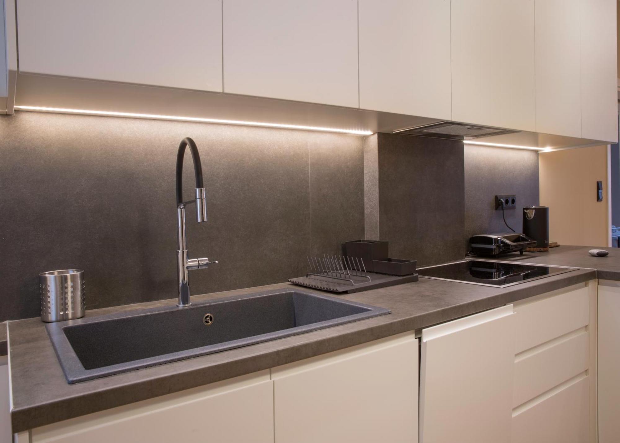אתונה Urban Spacious Apartment Near Kallimarmaron מראה חיצוני תמונה